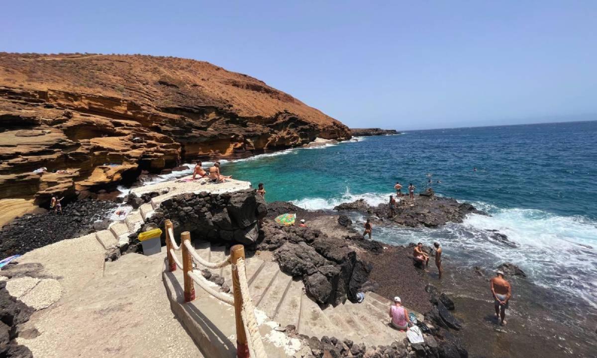 Smart Escape * Costa Del Silencio